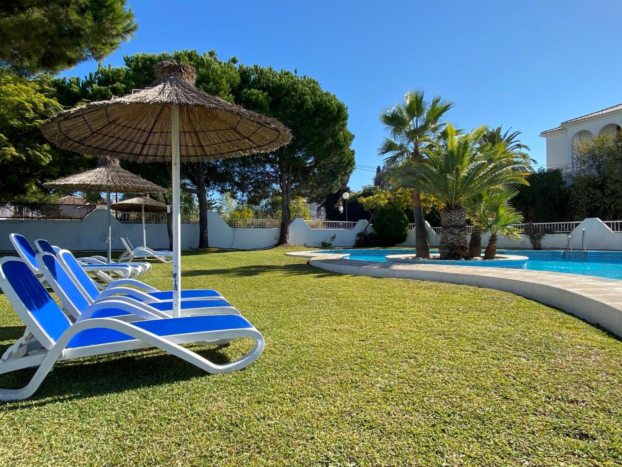 Paraiso Blanco 16A Apartments Casasol 네르하 객실 사진