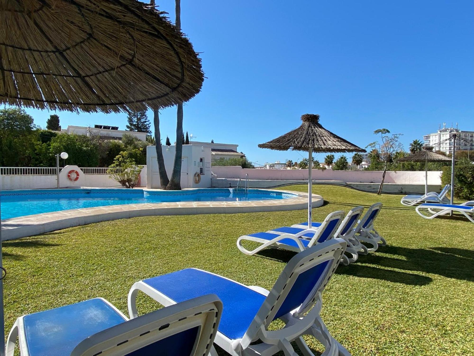 Paraiso Blanco 16A Apartments Casasol 네르하 객실 사진